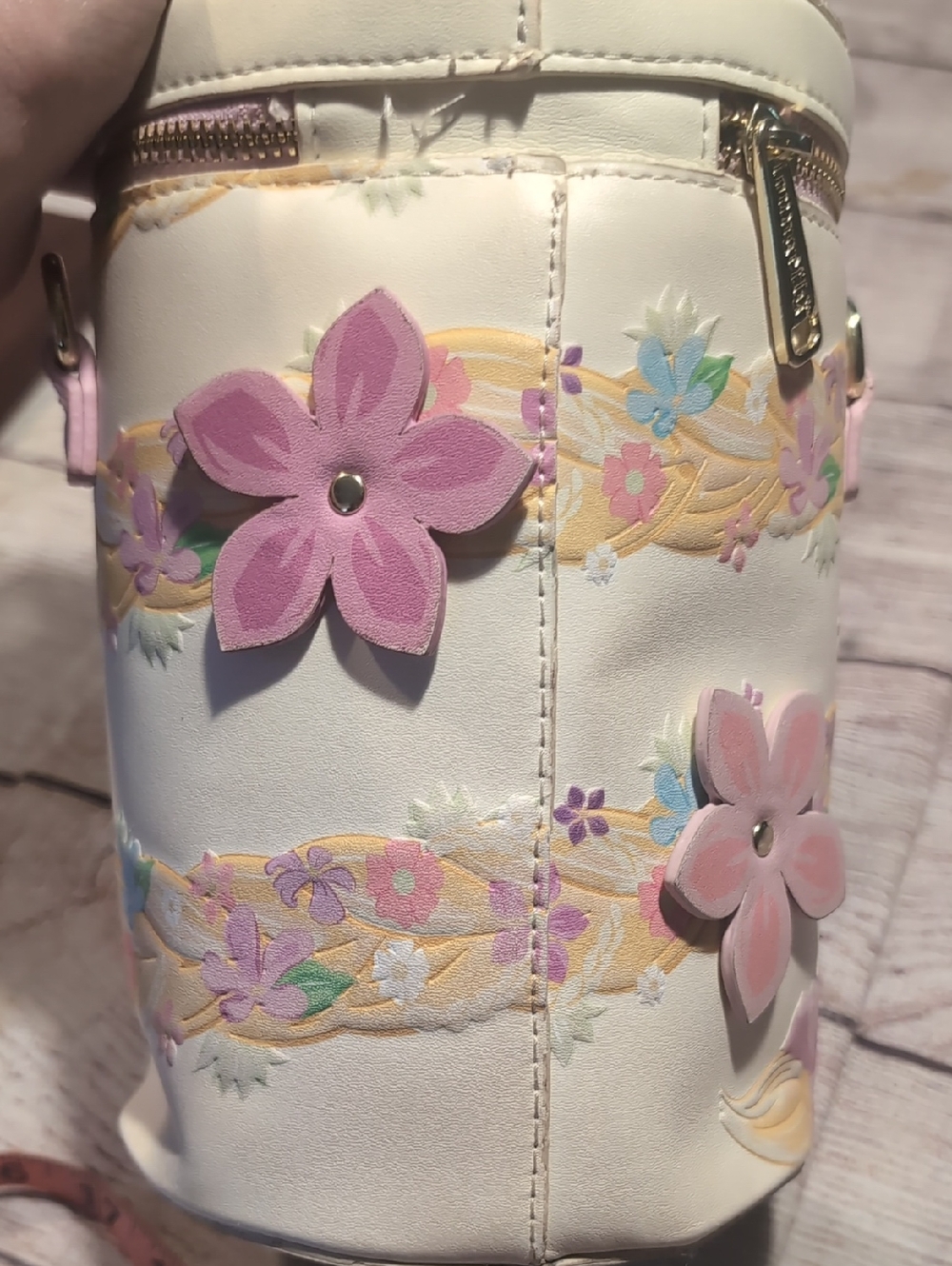 Loungefly Disney Tangled Rapunzel Golden Hair Crossbody Box Lunch Exclusive - Picture 16 of 16